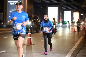 BIB: 12528, 12549
                            <button type="button" onclick="openModal(18733410)" class="btn btn-primary btn-sm float-right btn-popup" data-toggle="modal" data-target=".modal-high-quality">
                        <i class="fas fa-shopping-cart"></i> Add to Cart
                    </button>
                                            <button type="button" onclick="isThisMe(18733410, true)" class="btn btn-success btn-sm float-right btn-popup btn-isme hidden" data-toggle="tooltip" data-placement="bottom" title="นี่คือรูปของคุณใช่ไหม คลิกที่นี่เพื่อเอาเข้าอัลบั้ม">
                        <i class="fas fa-plus"></i> Add to album
                    </button>
                    <button type="button" onclick="isThisMe(18733410, false)" class="btn btn-warning btn-sm float-right btn-popup btn-isnotme hidden">
                        <i class="fas fa-ban"></i> Remove from album
                    </button>